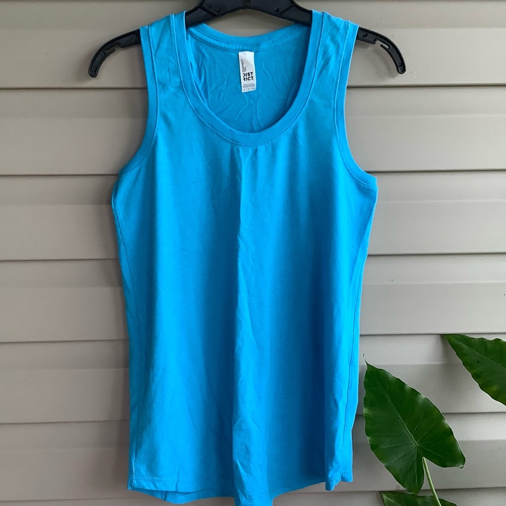 District Tank Top - Size Small 3/$12